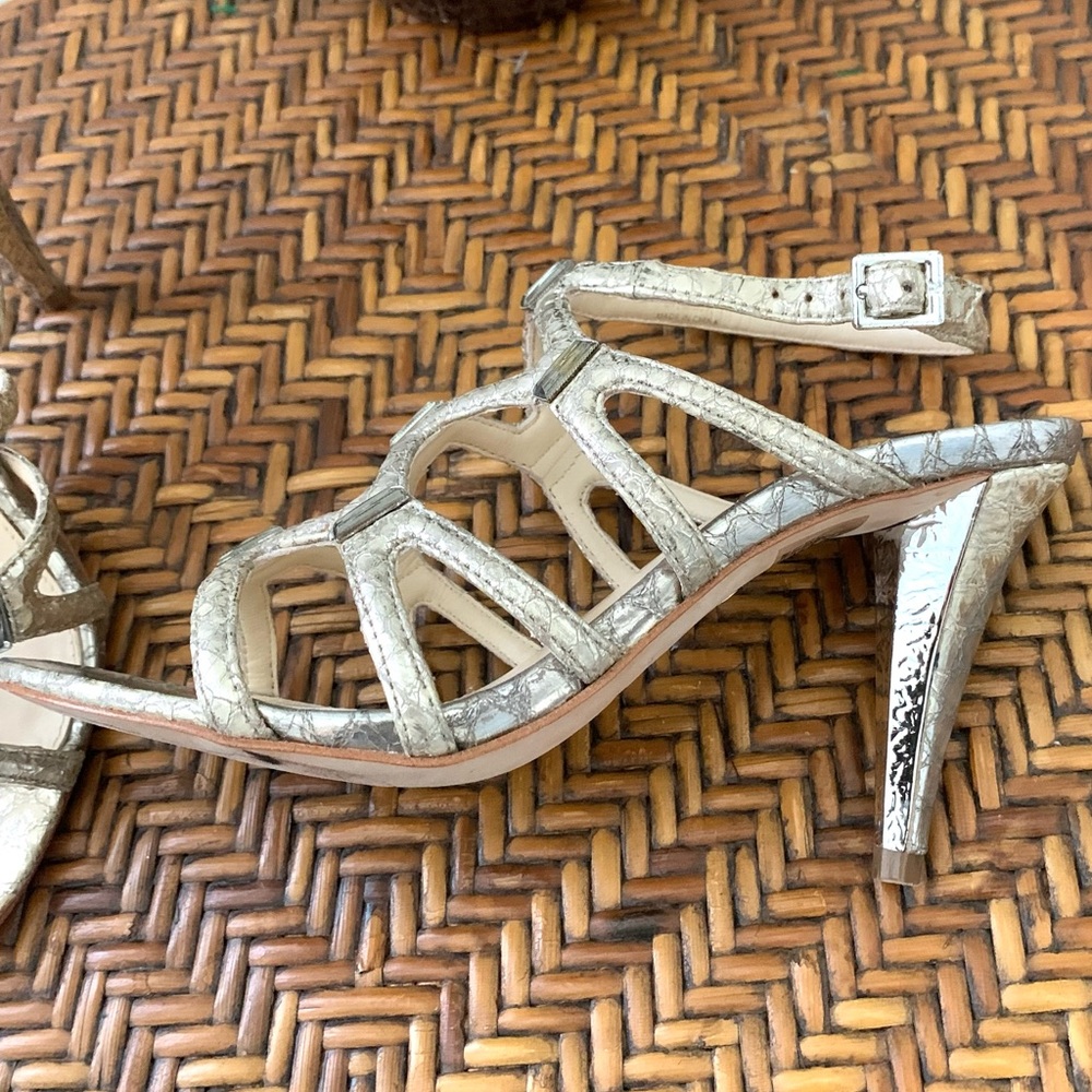 Vero Cuoio Leather Silver Python Strappy Heel - image 5